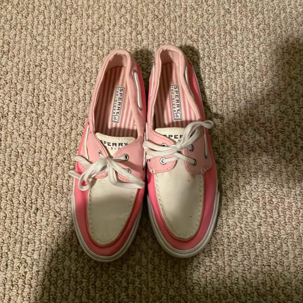 Sperry pink boat shoes